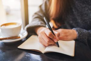 Types of Journals That Benefit Addiction Recovery